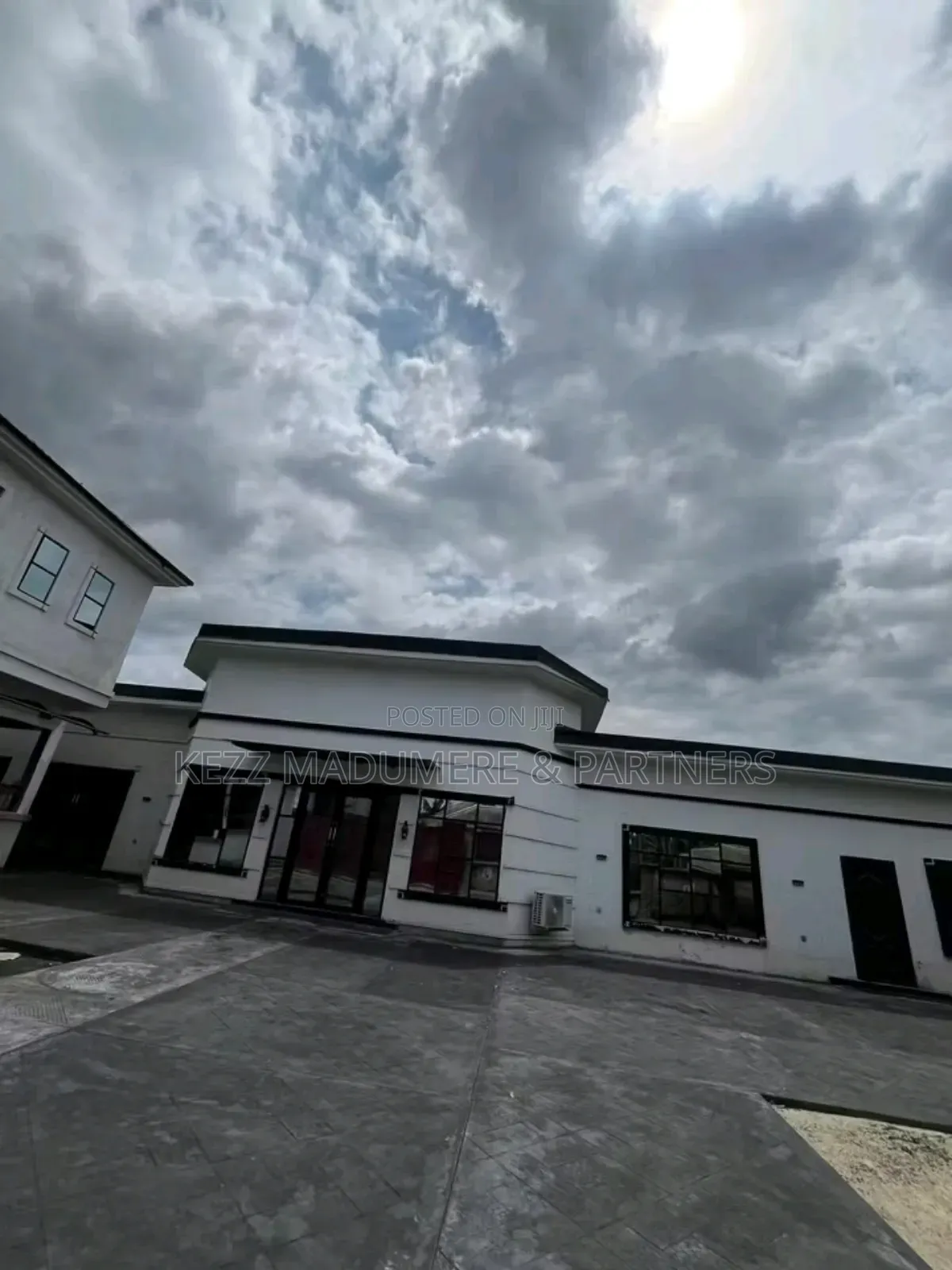For Sale : Newly Built Lounge With Rooms at Ada George Ph in Port-Harcourt