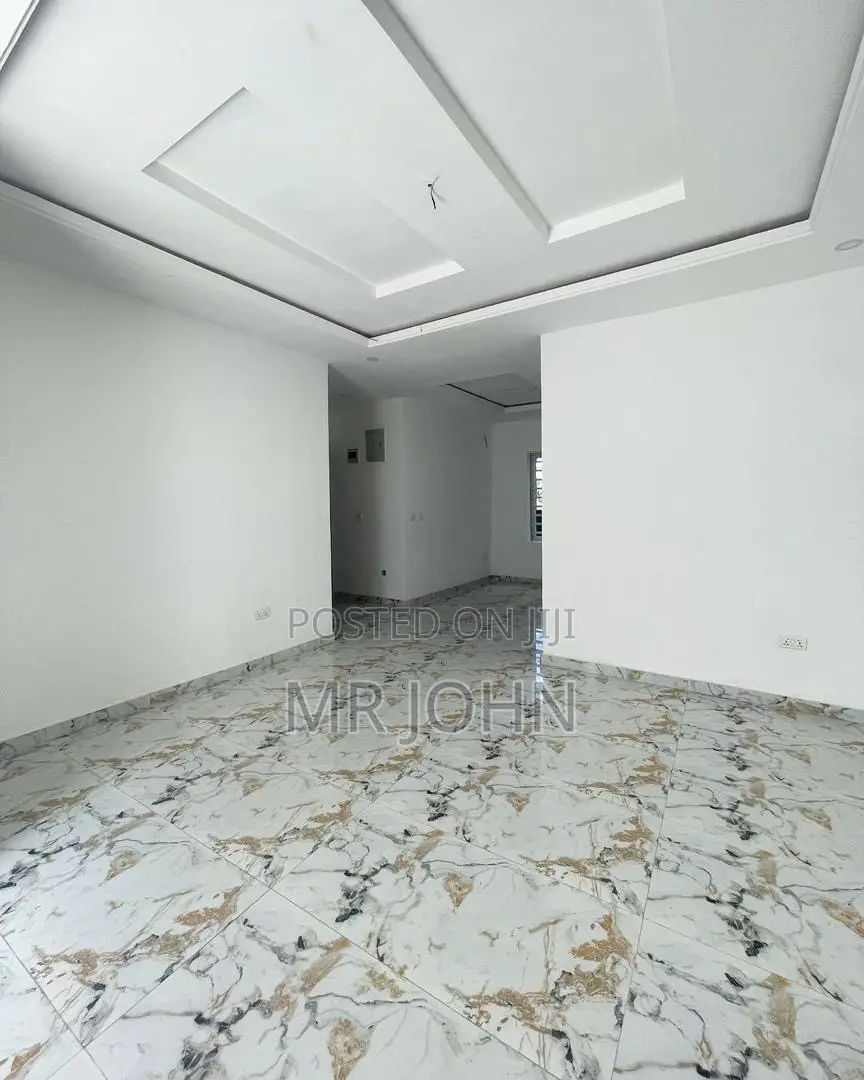 2bdrm Apartment in Mobile Road Ilaje, VGC / Ajah for sale in VGC / Ajah