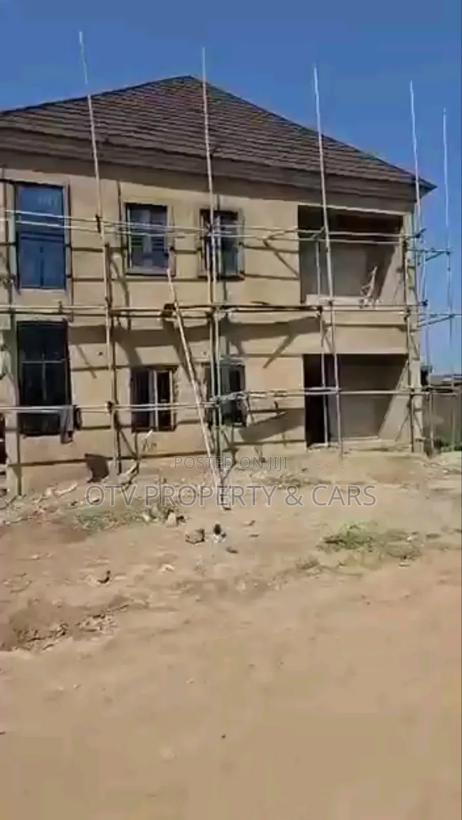 4bdrm Duplex in Lugbe District for sale in Lugbe District
