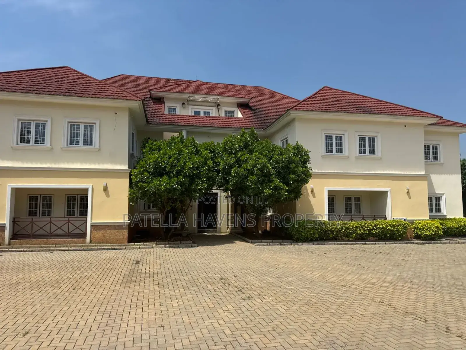 13 Bedroom Villa Up for Rent in Katampe Extension in Katampe Extension