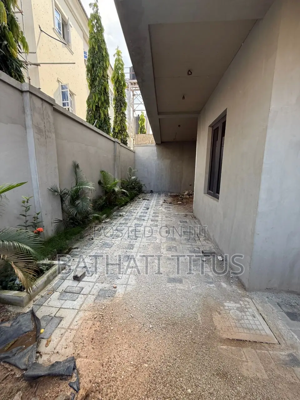 7bdrm Duplex in Jahi for sale in Jahi