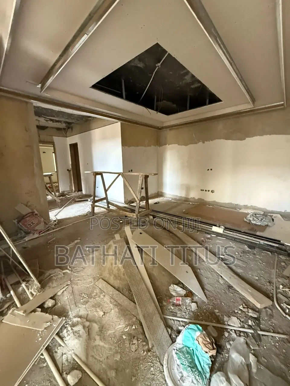 7bdrm Duplex in Jahi for sale in Jahi