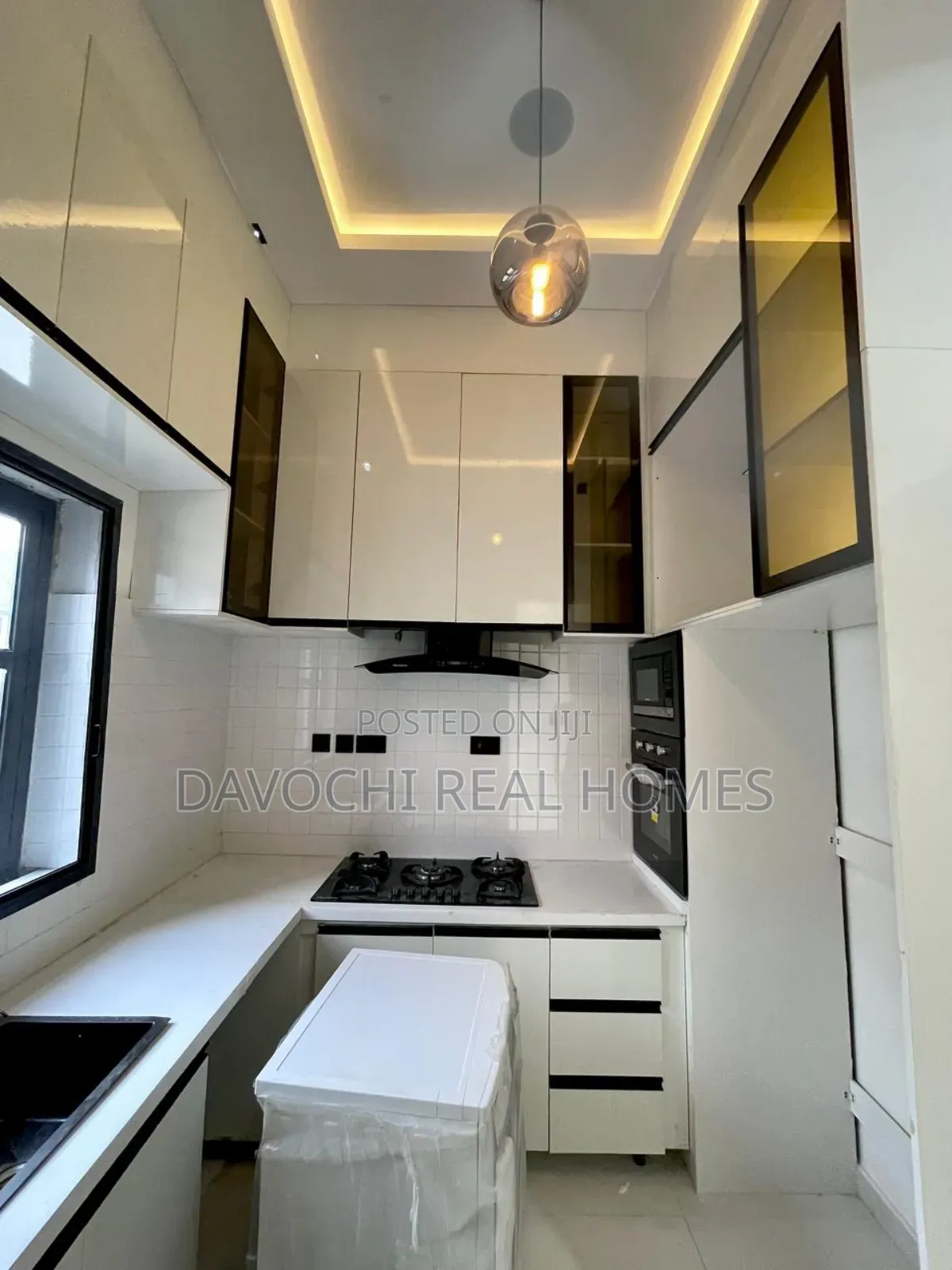 2bdrm Apartment in Lekki Phase One for rent in Lekki