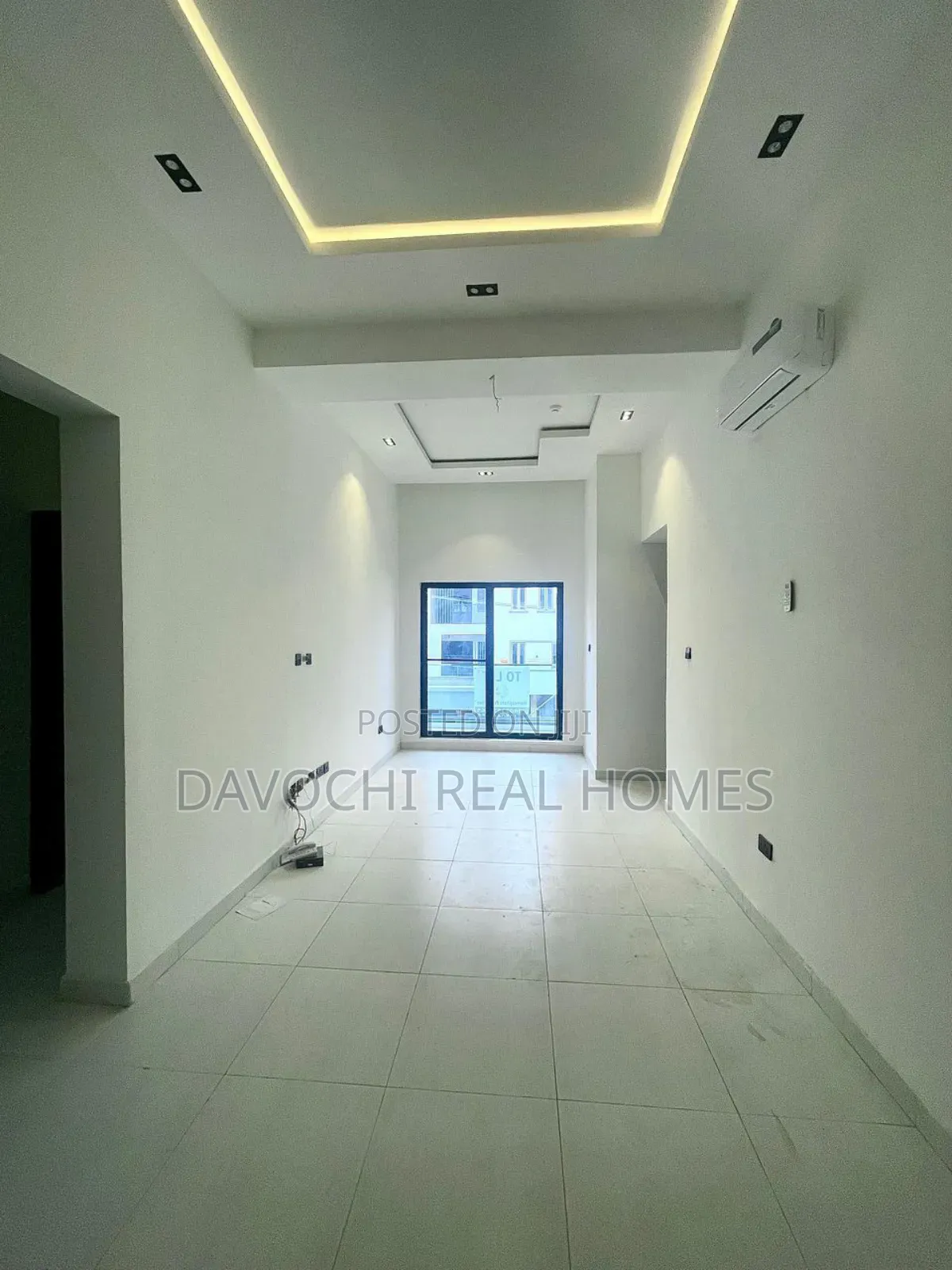 2bdrm Apartment in Lekki Phase One for rent in Lekki