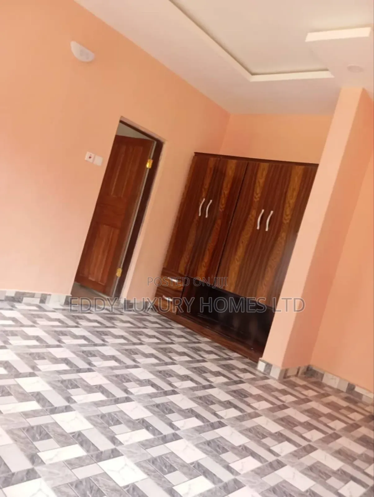 2bdrm Apartment in Nelson Mandela, Ikot for rent in Uyo
