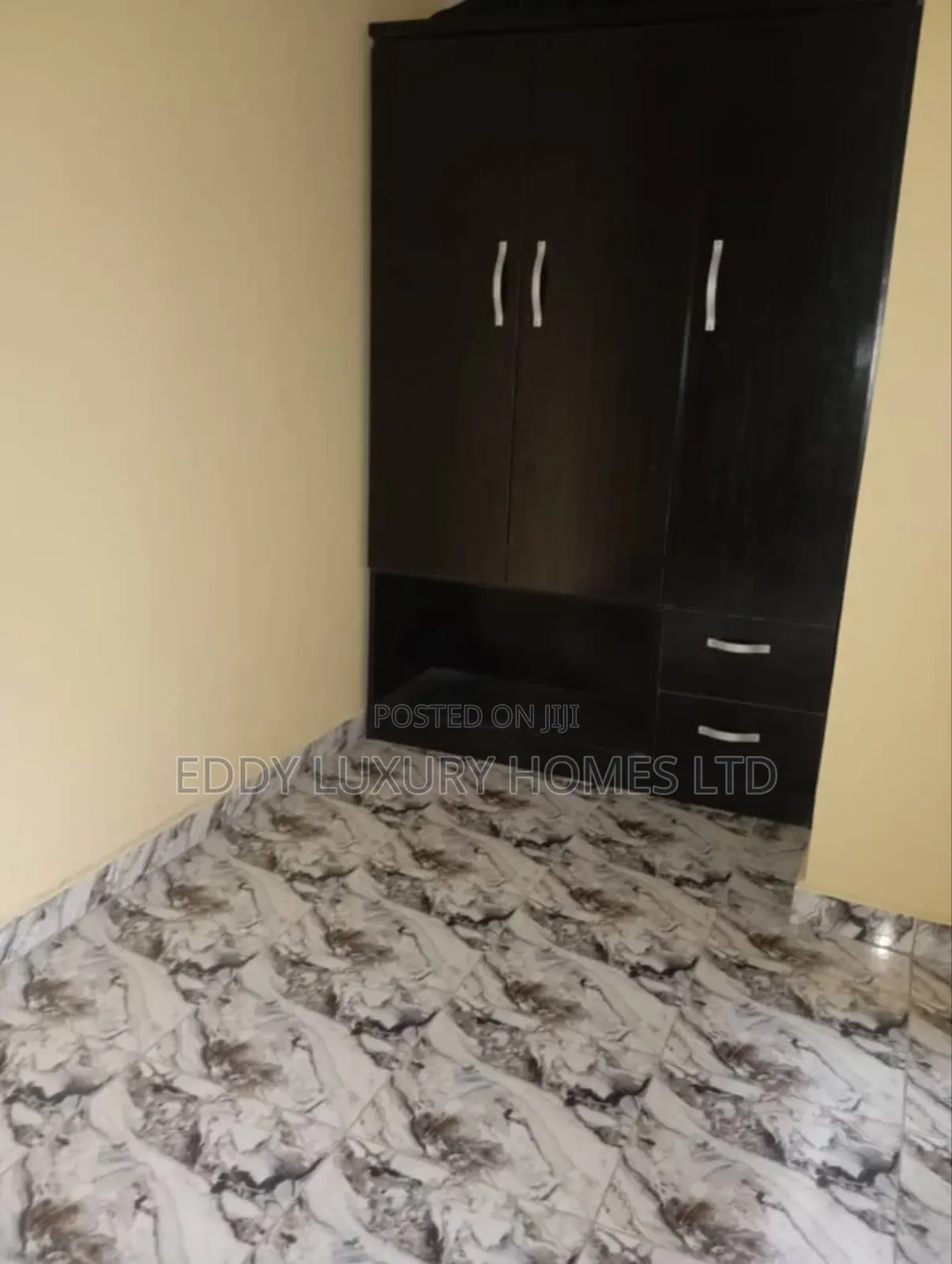 2bdrm Apartment in Nelson Mandela, Ikot for rent in Uyo