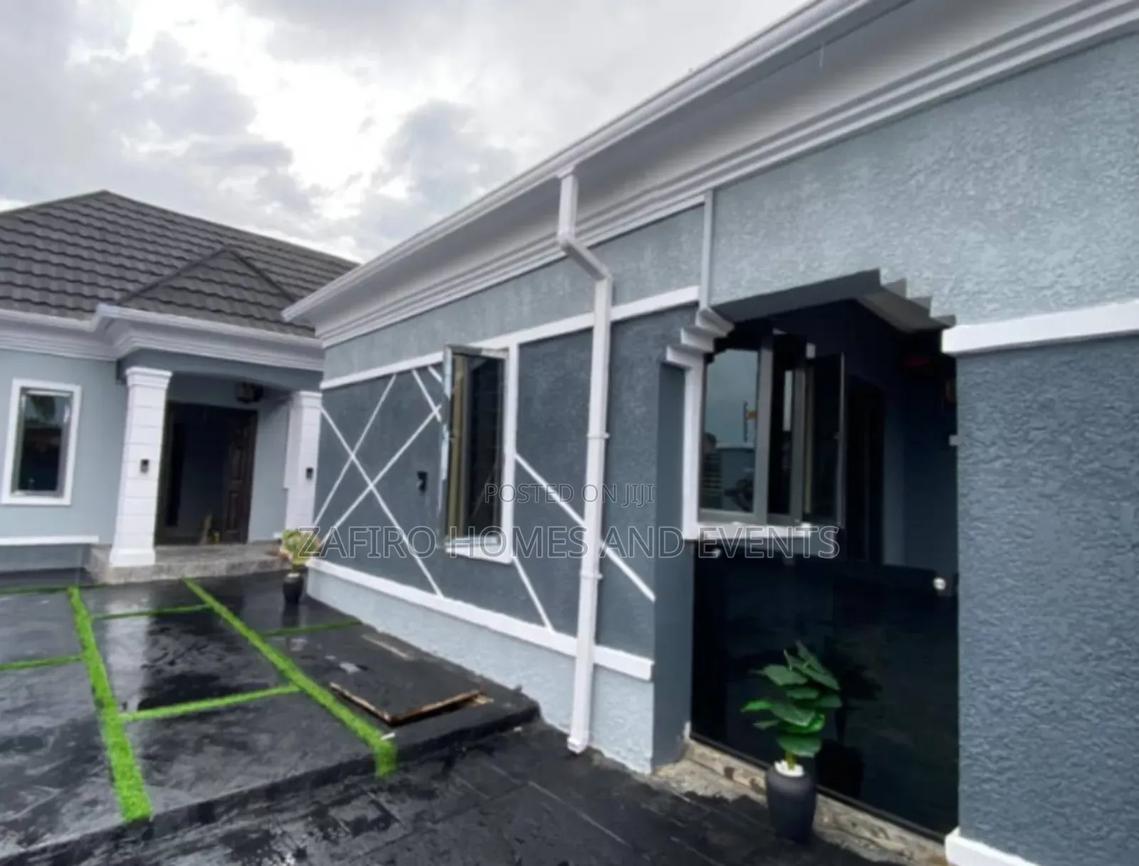 Furnished 4bdrm Bungalow in Ateere Akala Express for sale in Ibadan