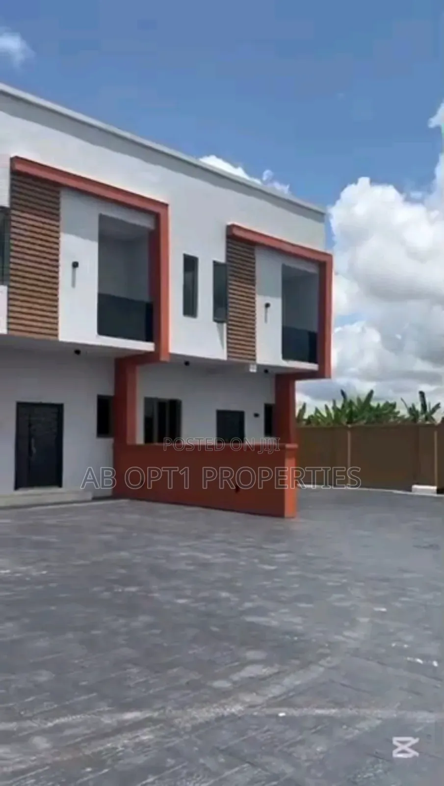 3bdrm Townhouse/Terrace in Benin City for sale in Benin City