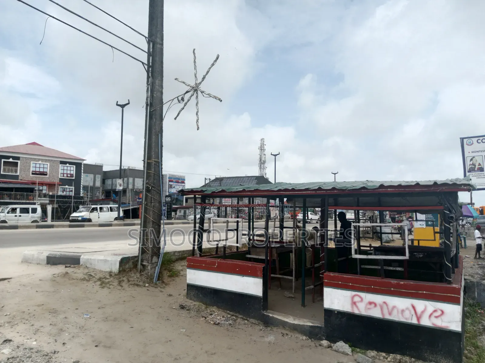 A Very Massive Office Space for Rent at Ogunfayo Bus Stop in Awoyaya