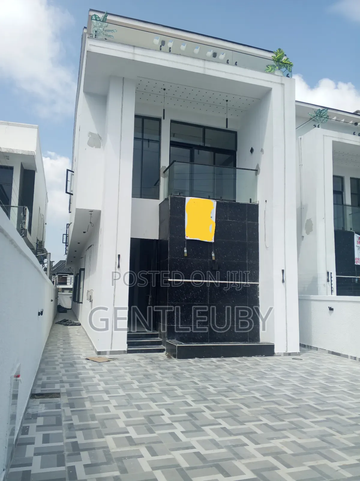 5bdrm Duplex in Royal Pine, Lekki Phase 2 for sale in Lekki Phase 2