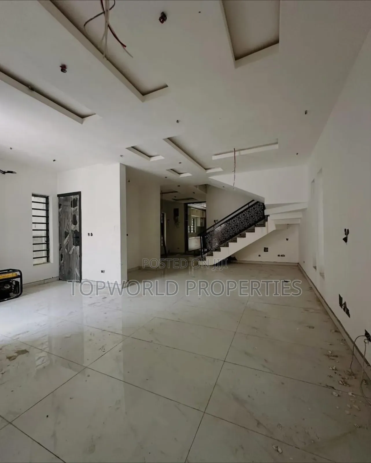 5bdrm Duplex in Omole Phase 1 for sale in Agidingbi