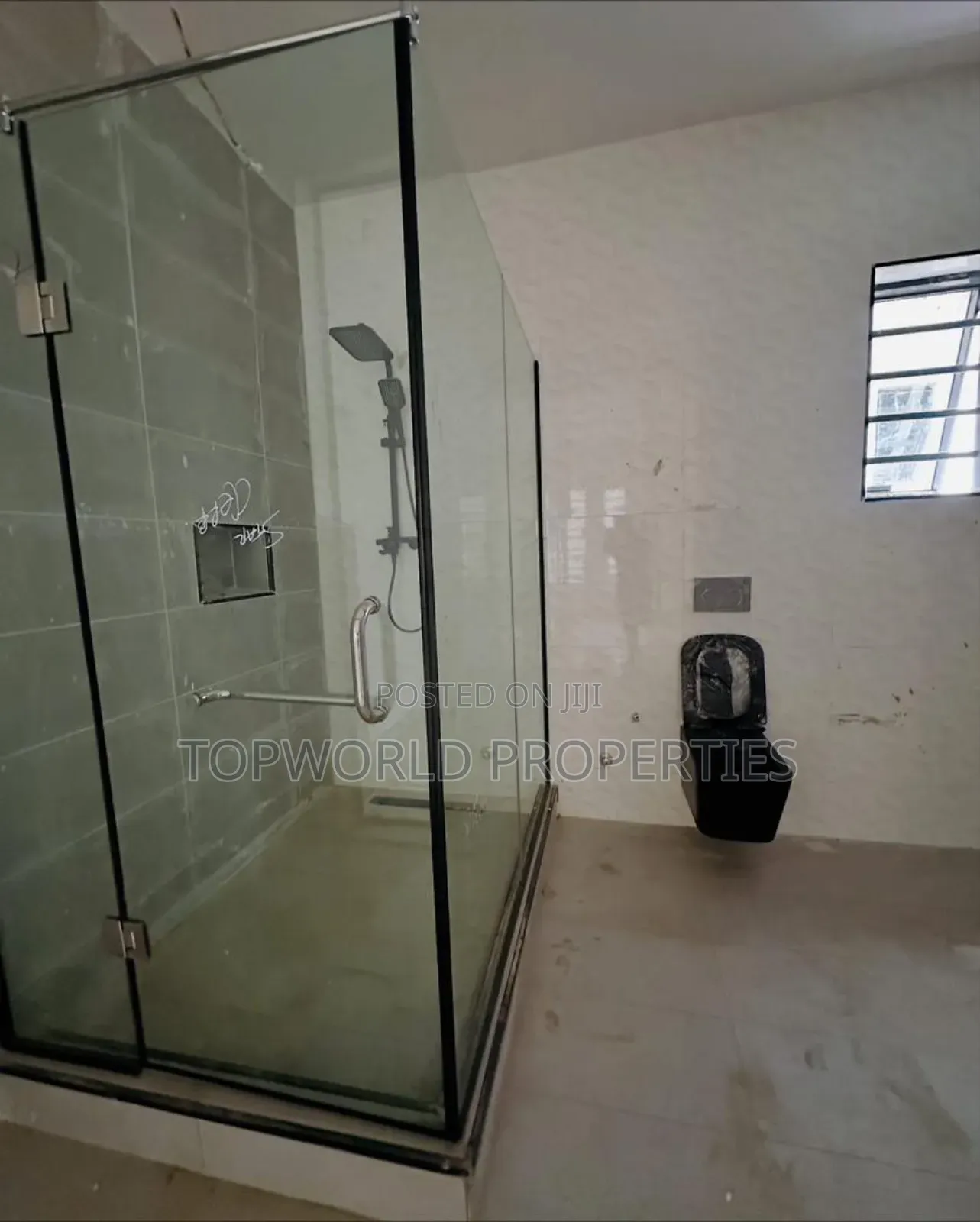 5bdrm Duplex in Omole Phase 1 for sale in Agidingbi