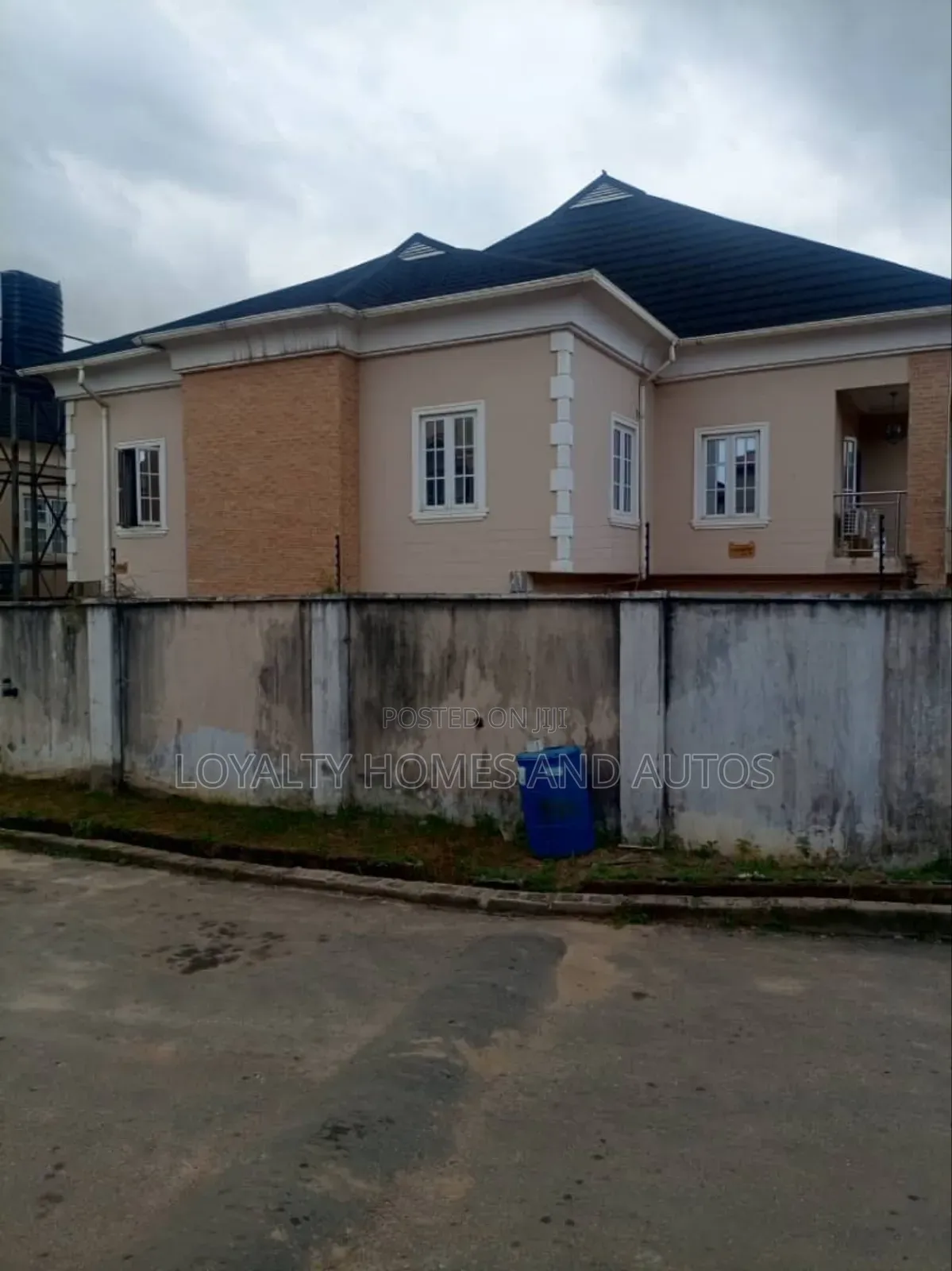 5bdrm Duplex in Magodo Phase 1 for sale in GRA Phase 1