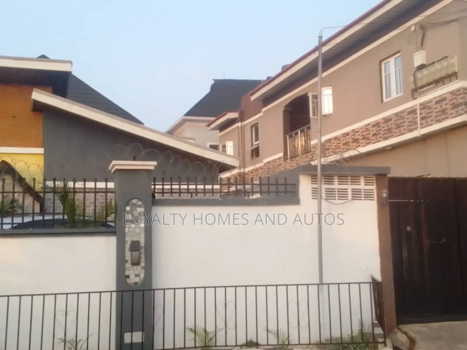 3bdrm Bungalow in Akute for sale in Akute Ajuwon