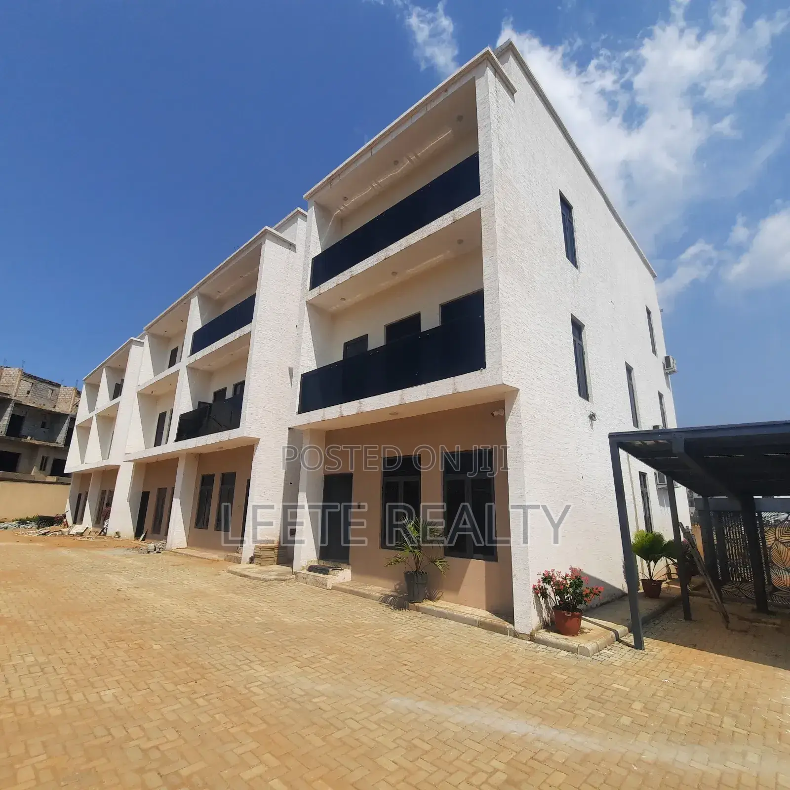 4bdrm Townhouse/Terrace in Katampe Extension for sale in Katampe Extension