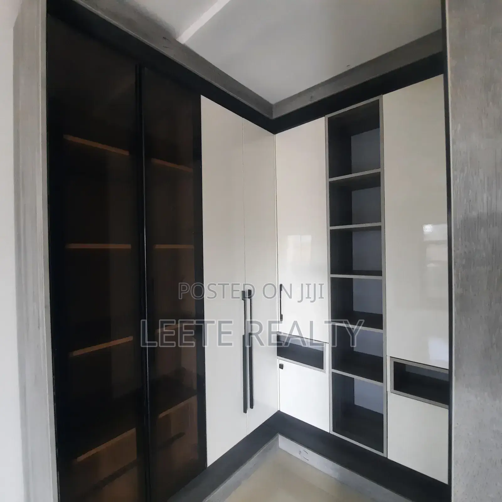 4bdrm Townhouse/Terrace in Katampe Extension for sale in Katampe Extension
