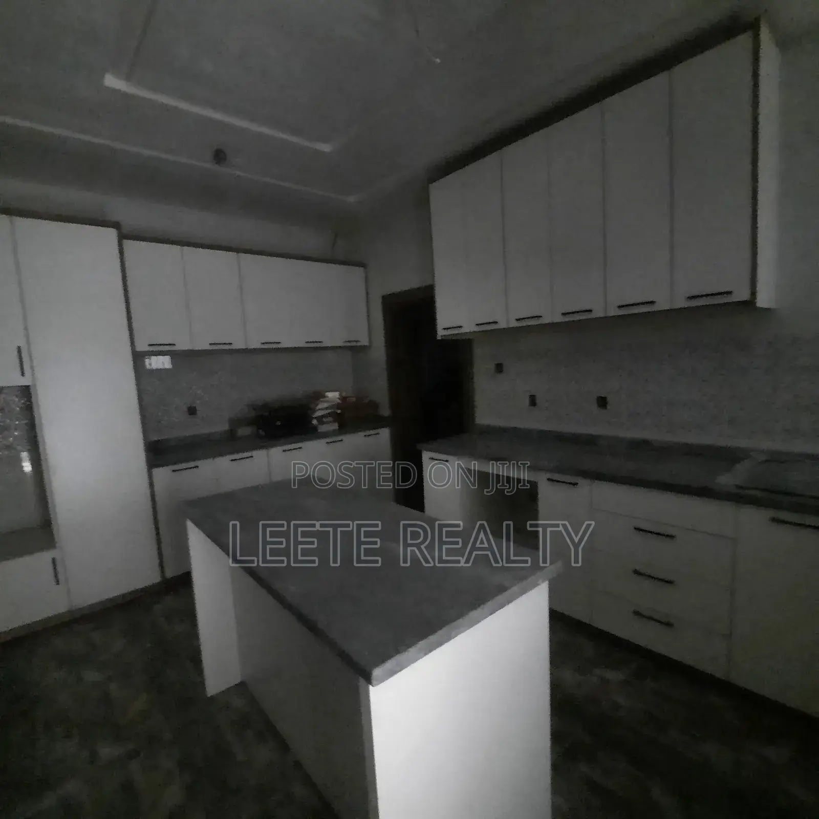 4bdrm Townhouse/Terrace in Zone 2 / Wuse for sale in Zone 2 / Wuse