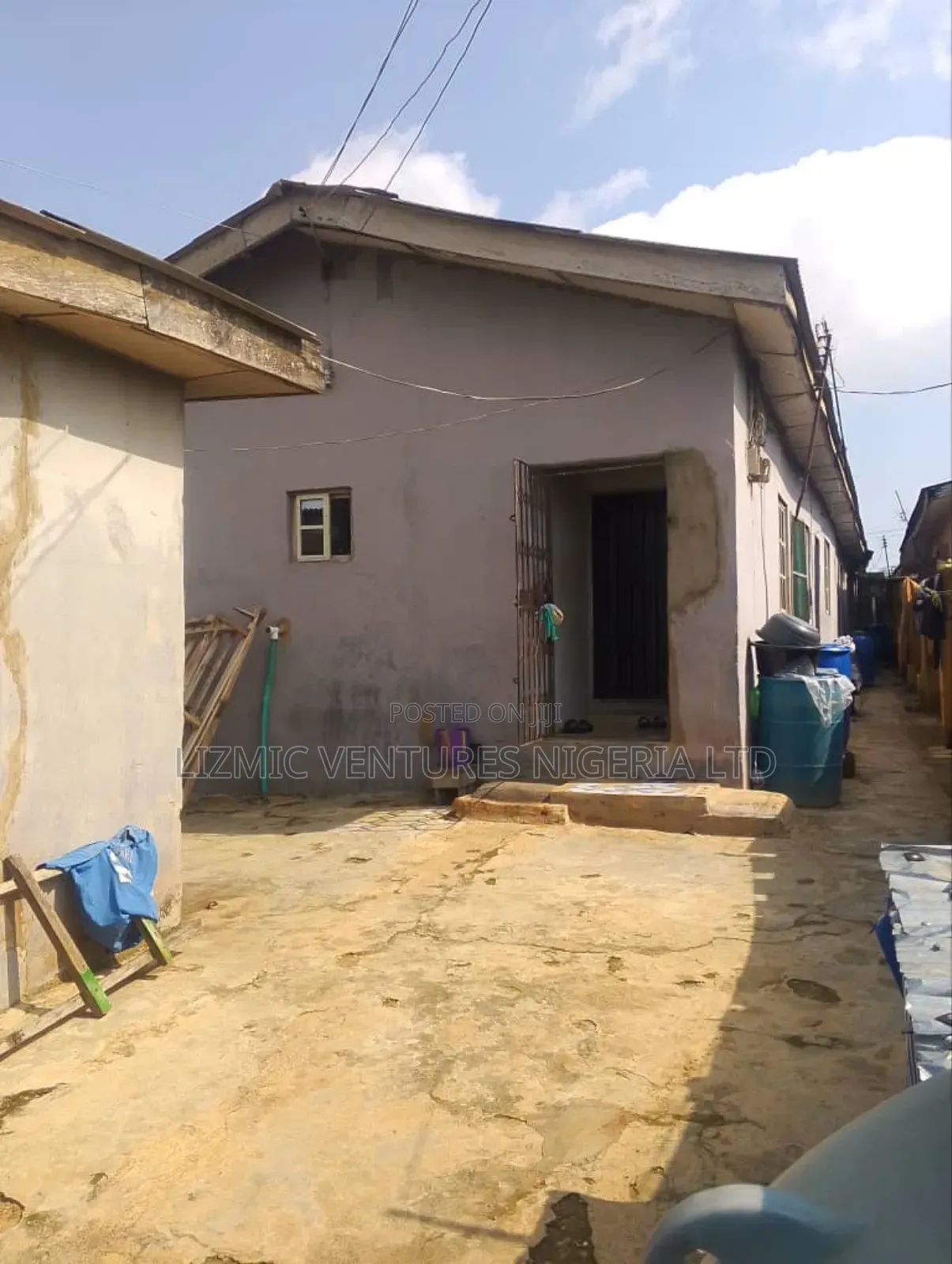 2bdrm Bungalow in Isuti Rd, Igando / Ikotun/Igando for sale in Igando / Ikotun/Igando