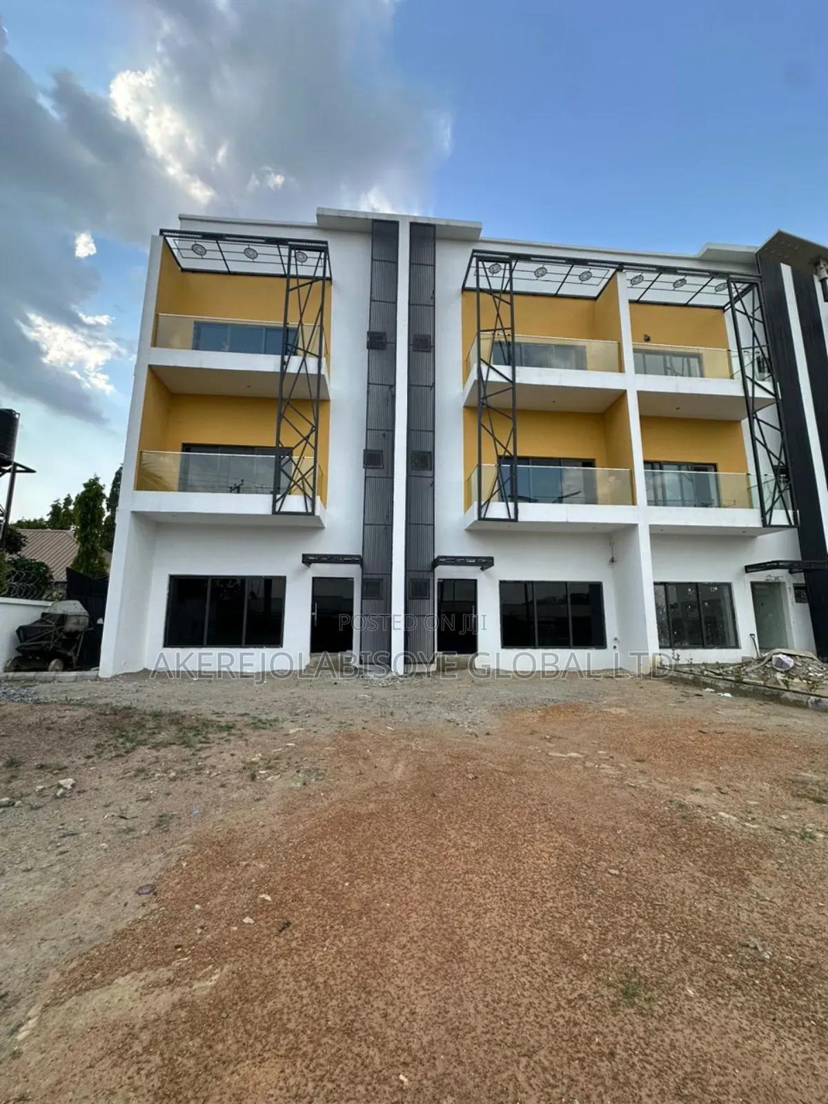 4bdrm Duplex in 3Rd Avenue Gwarimpa, Gwarinpa for sale in Gwarinpa