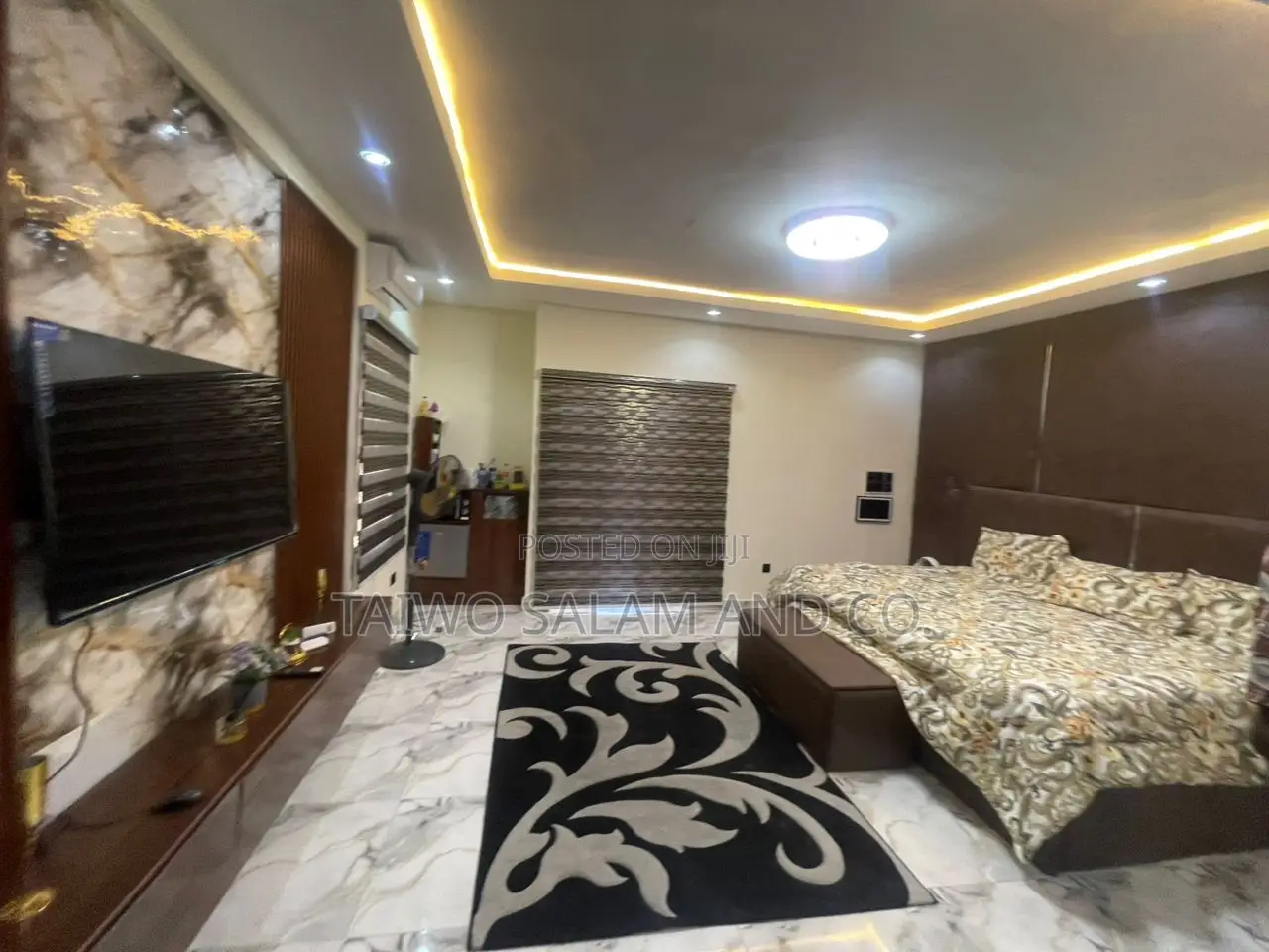Furnished 4bdrm Duplex in Jericho for sale in Jericho