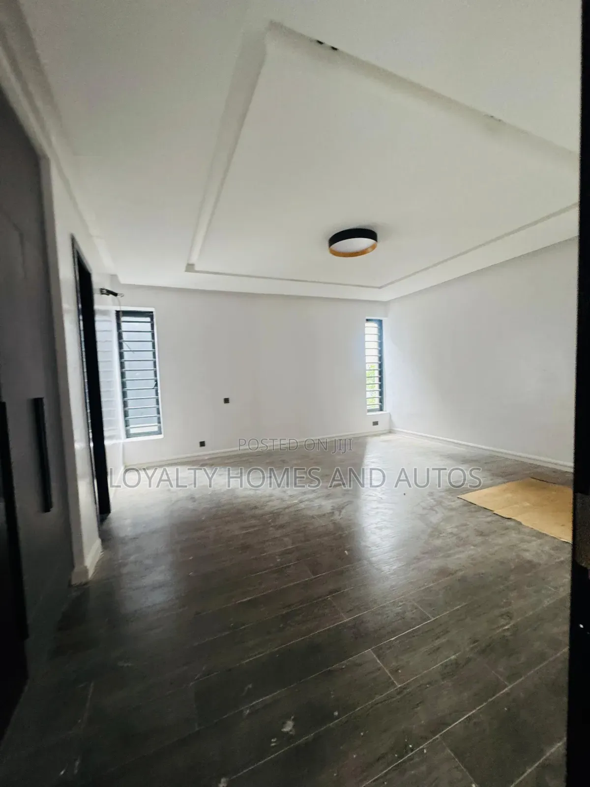 5bdrm Mansion in Ikeja Gra Lagos for sale in Ikeja GRA