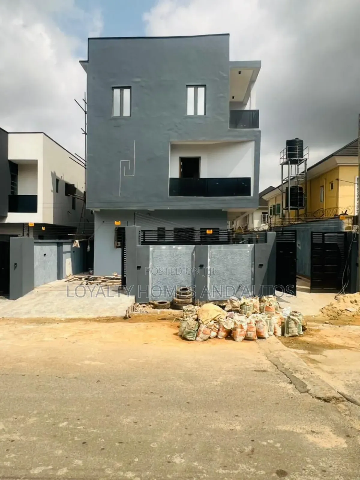 4bdrm Duplex in Ikeja Lagos for sale in Ikeja