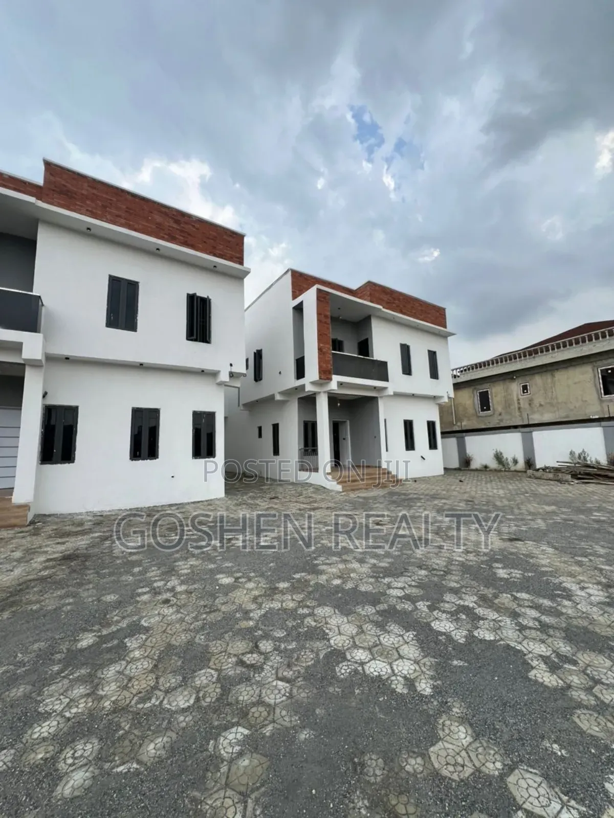4bdrm Duplex in Guzape Main for sale in Guzape District
