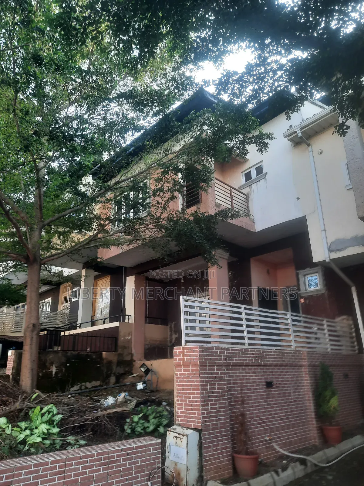3bdrm Duplex in Paradise 1 Estate, Life Camp for sale in Life Camp