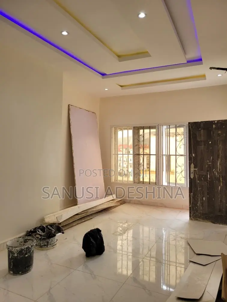 22 Rooms of Hotel at Gwarimpa by 4th Avenue,Fct Abuja Nigerian in Gwarinpa