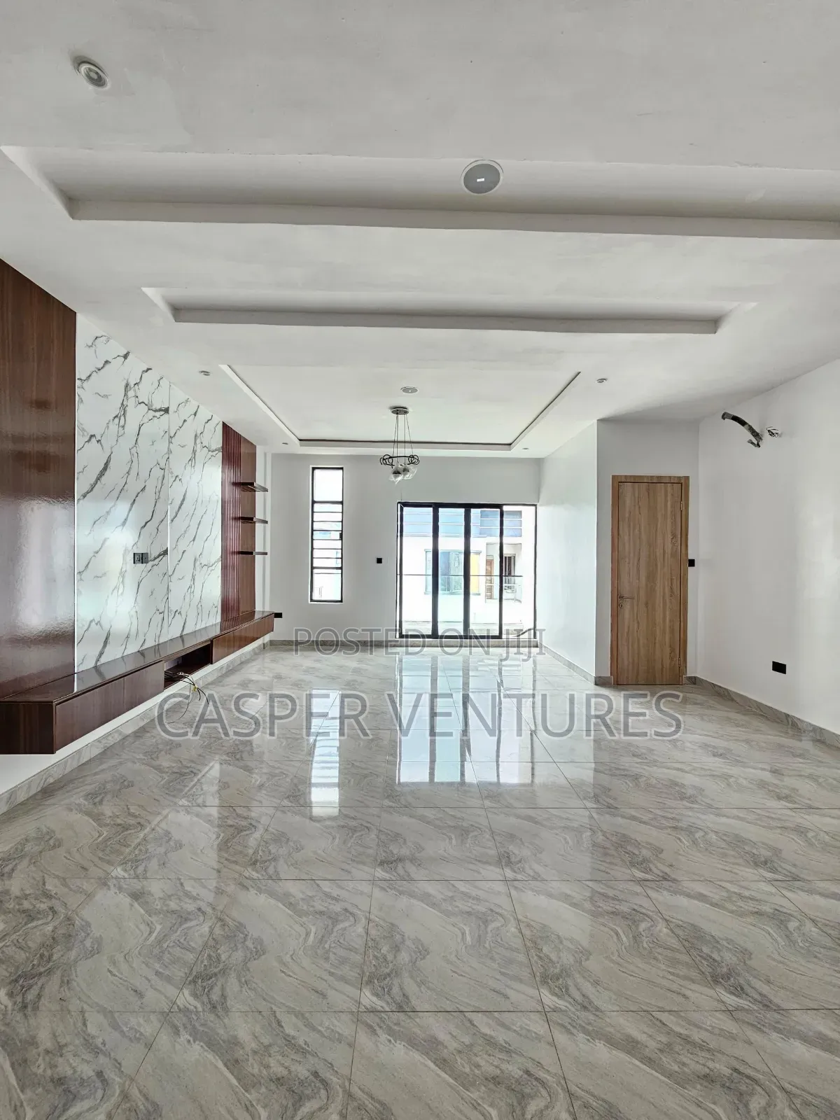 2bdrm Apartment in Lekki County for sale in Lekki Phase 2