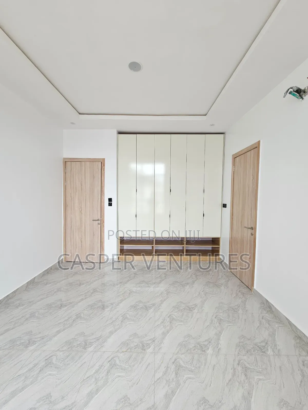 2bdrm Apartment in Lekki County for sale in Lekki Phase 2