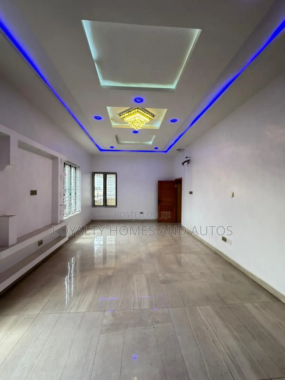 5bdrm Duplex in Omole Phase 1 Ikeja for sale in Ikeja