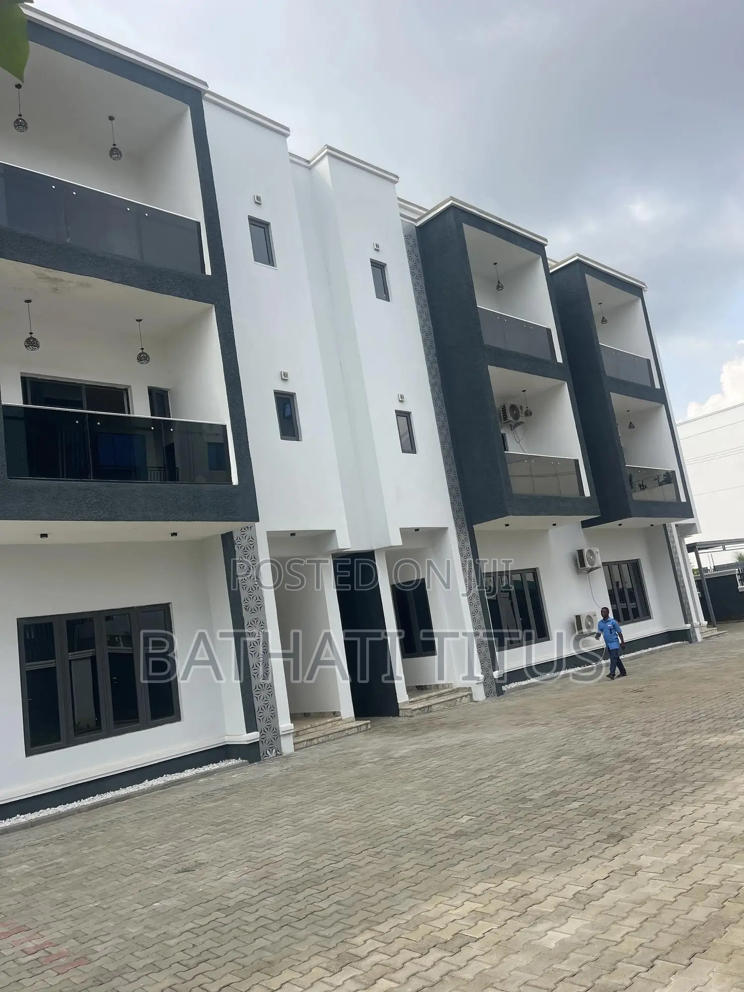 4bdrm Duplex in Jahi for sale in Jahi
