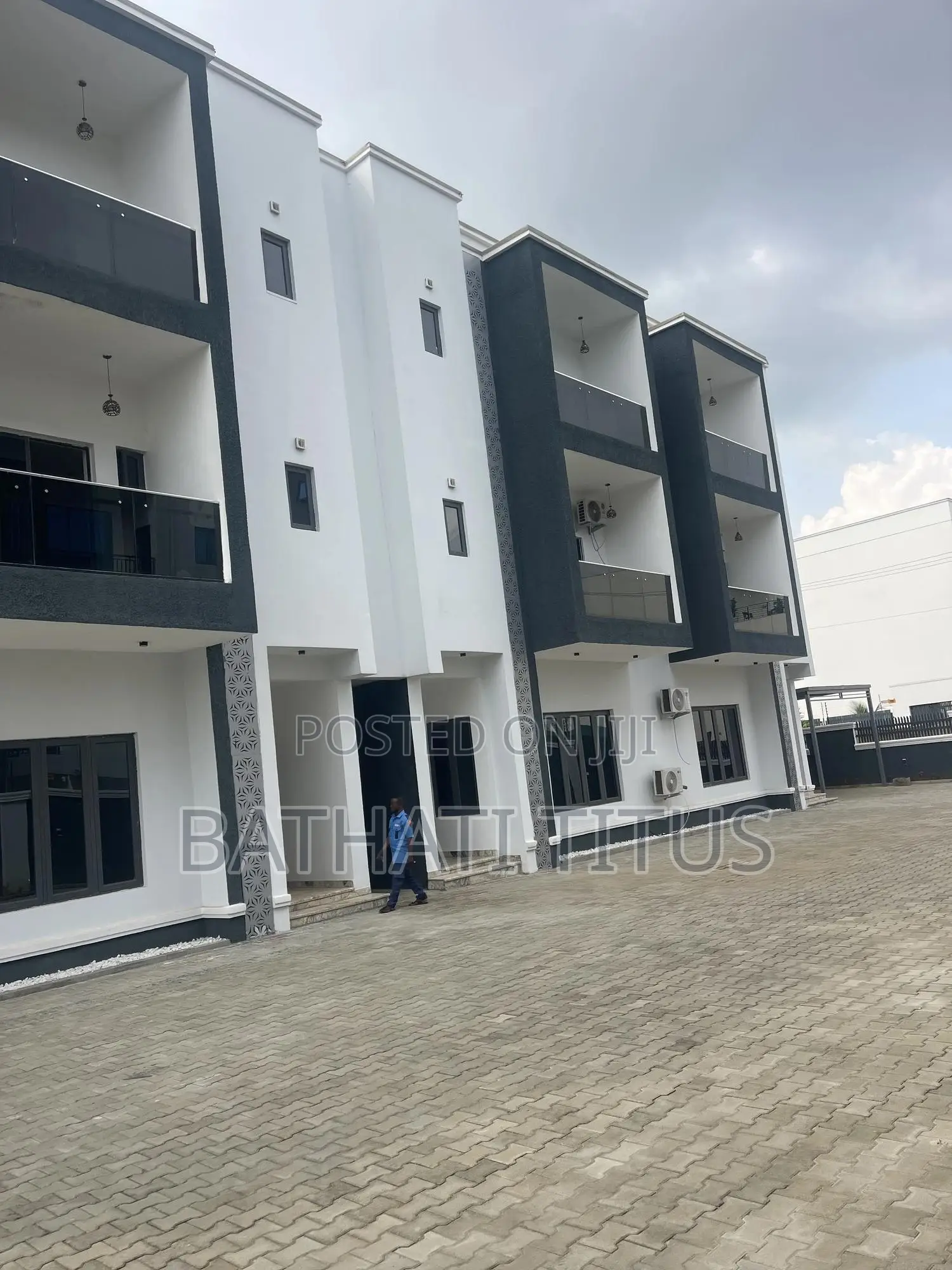 4bdrm Duplex in Jahi for sale in Jahi