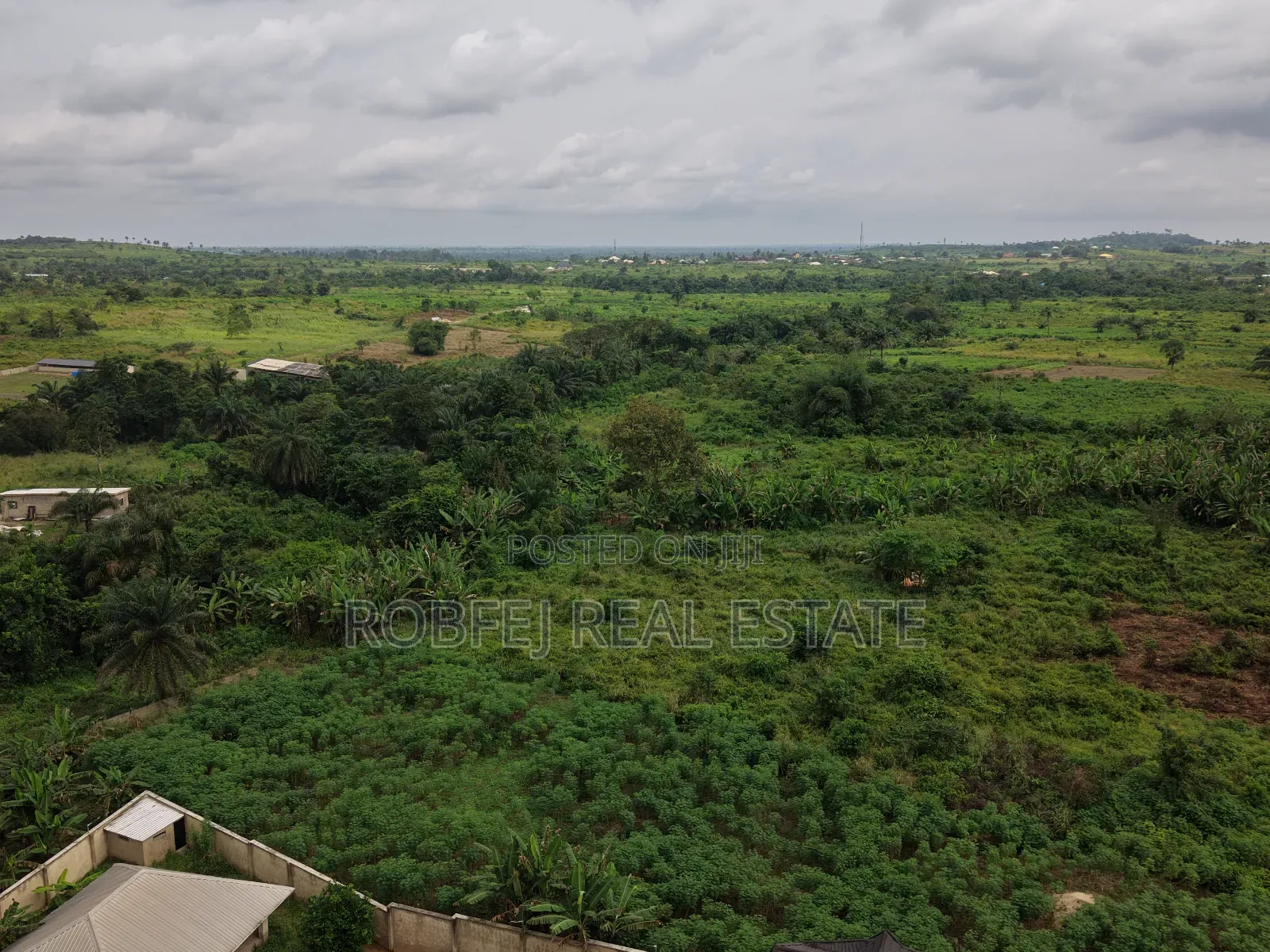 Prime Land Sale in Lakowe