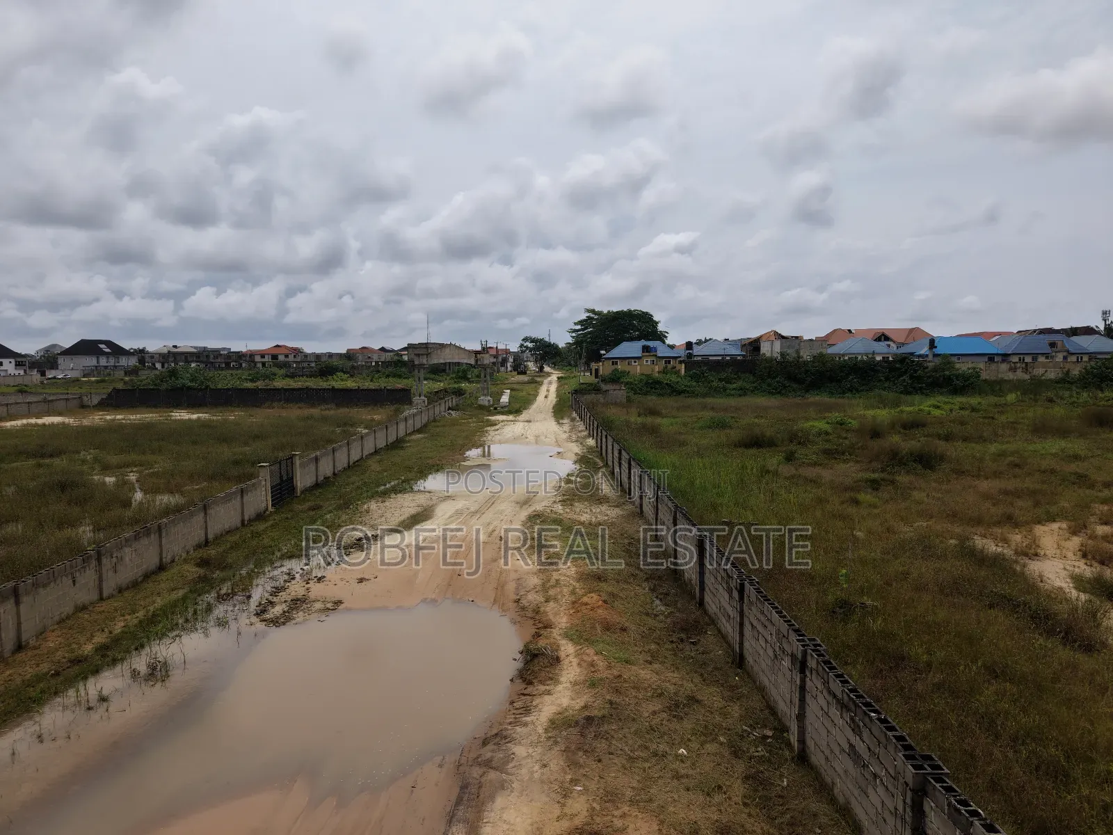 Prime Land Sale in Lakowe
