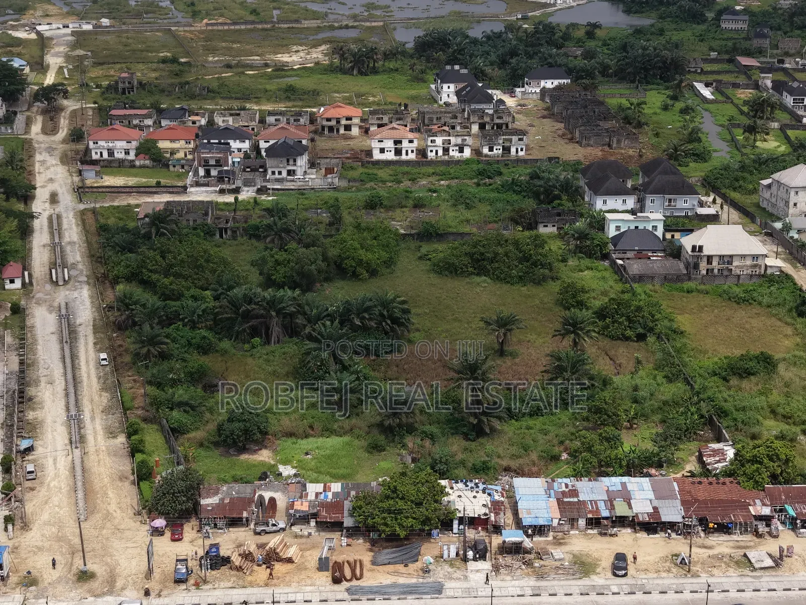 Prime Commercial/Residential Land Fronting Expressway in Lakowe