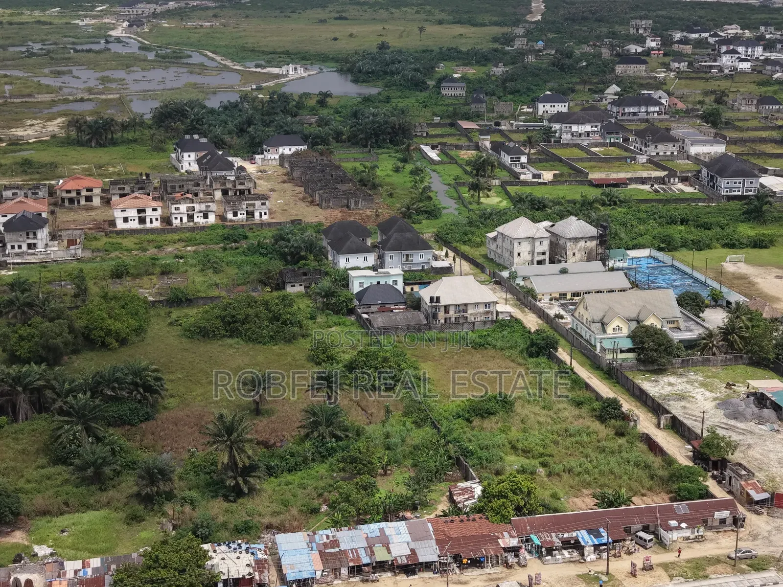 Prime Commercial/Residential Land Fronting Expressway in Lakowe