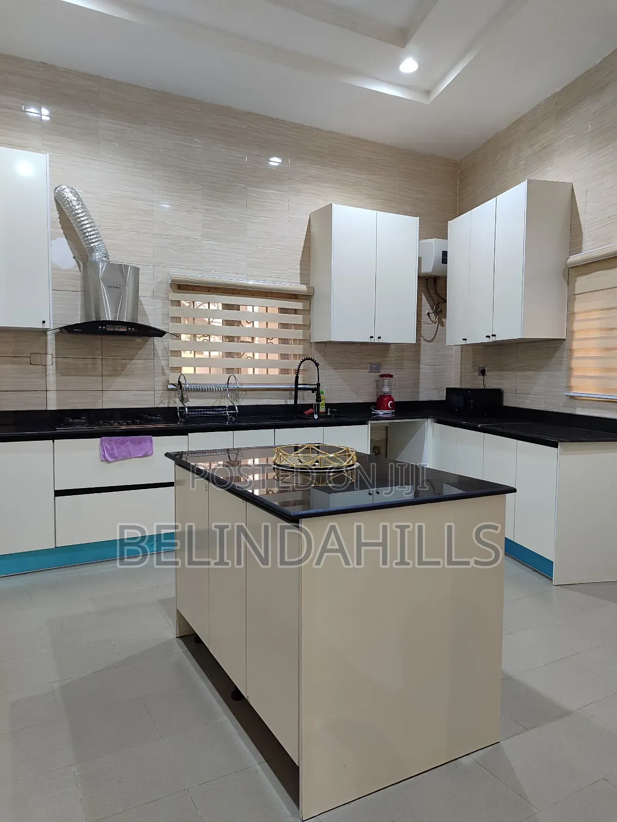Furnished 5bdrm Townhouse / Terrace in Guzape District for rent in Guzape District