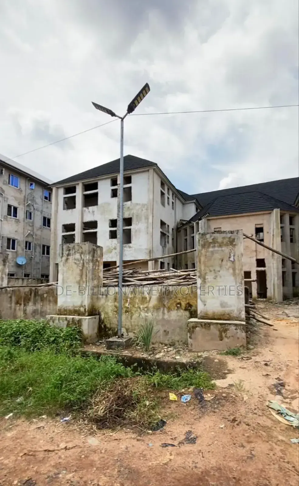 20bdrm House in Owerri for sale in Owerri