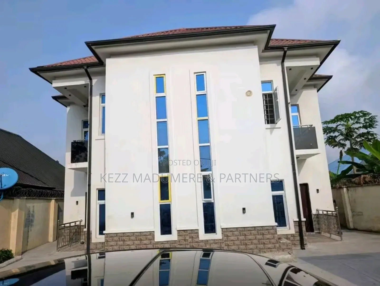 8bdrm Duplex in Off Oron Road Uyo for sale in Uyo