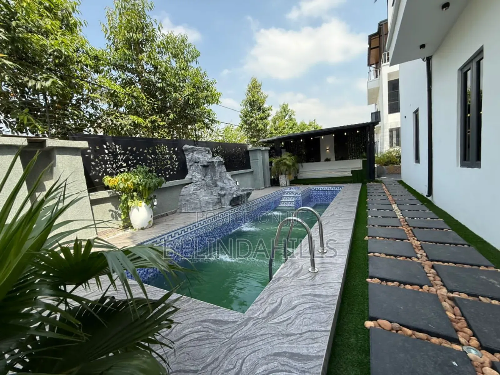 5bdrm Duplex in Kado for sale in Kado