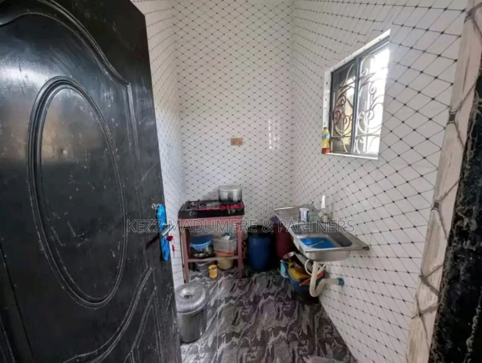 3bdrm Bungalow in Uyo Akwa Ibom State for sale in Uyo