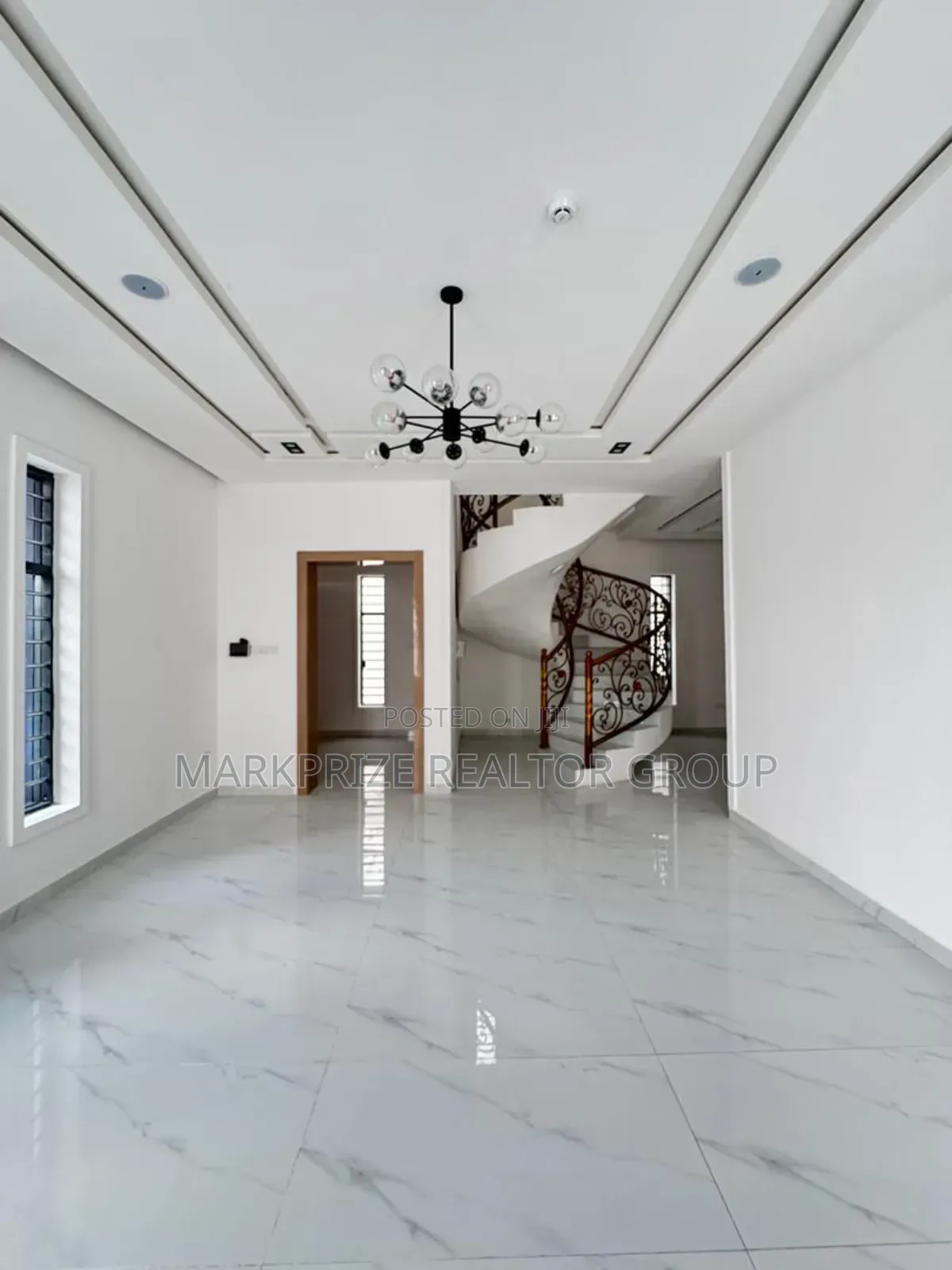 5bdrm Duplex in Omole Phase 1 for sale in Omole Phase 1