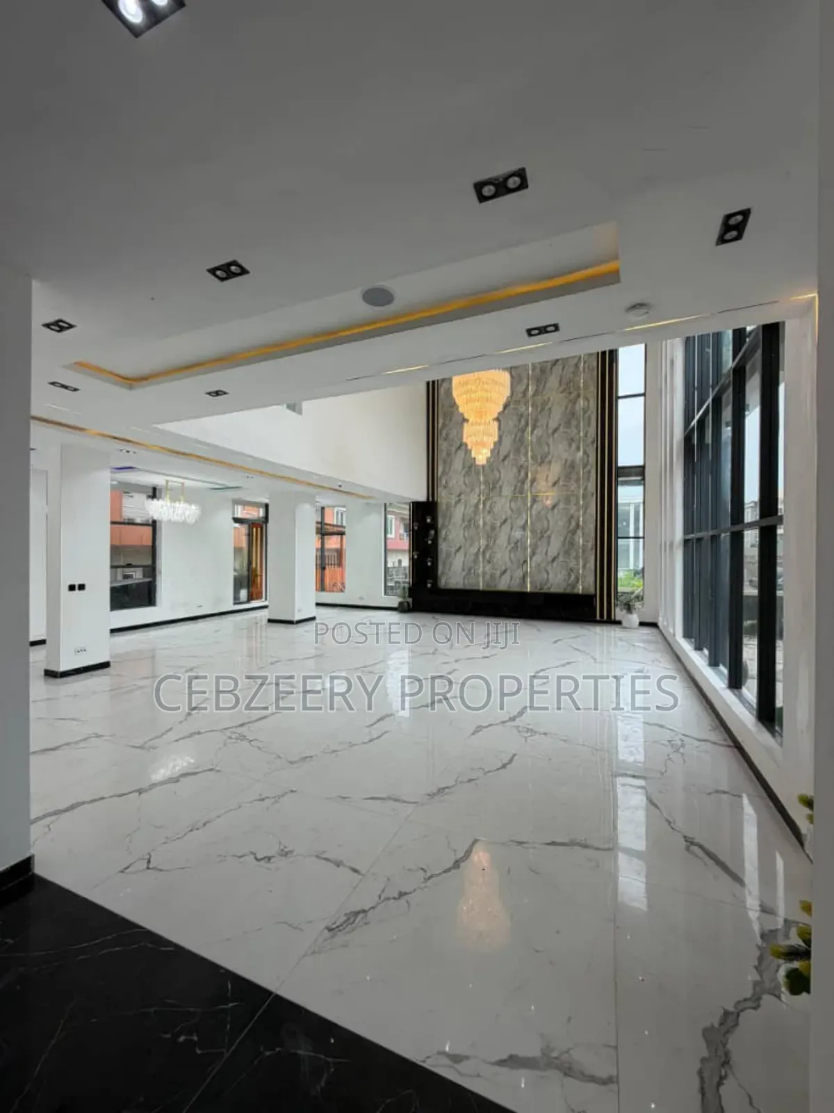 5bdrm Duplex in Ikate for sale in Ikate