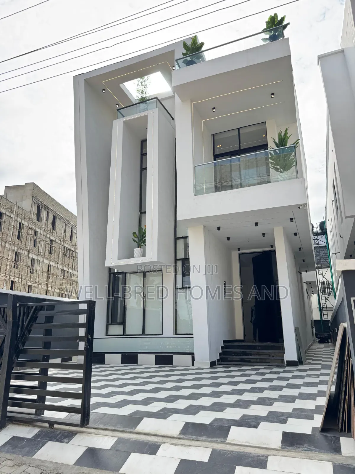 5bdrm Duplex in Chevron Lekki Lagos for sale in Lekki