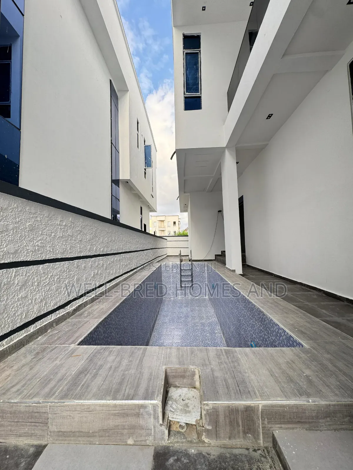 5bdrm Duplex in Vgc Extension, for sale in Lekki