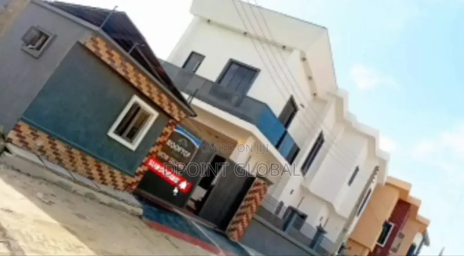 5bdrm Duplex in Estate, Lekki for sale in Lekki
