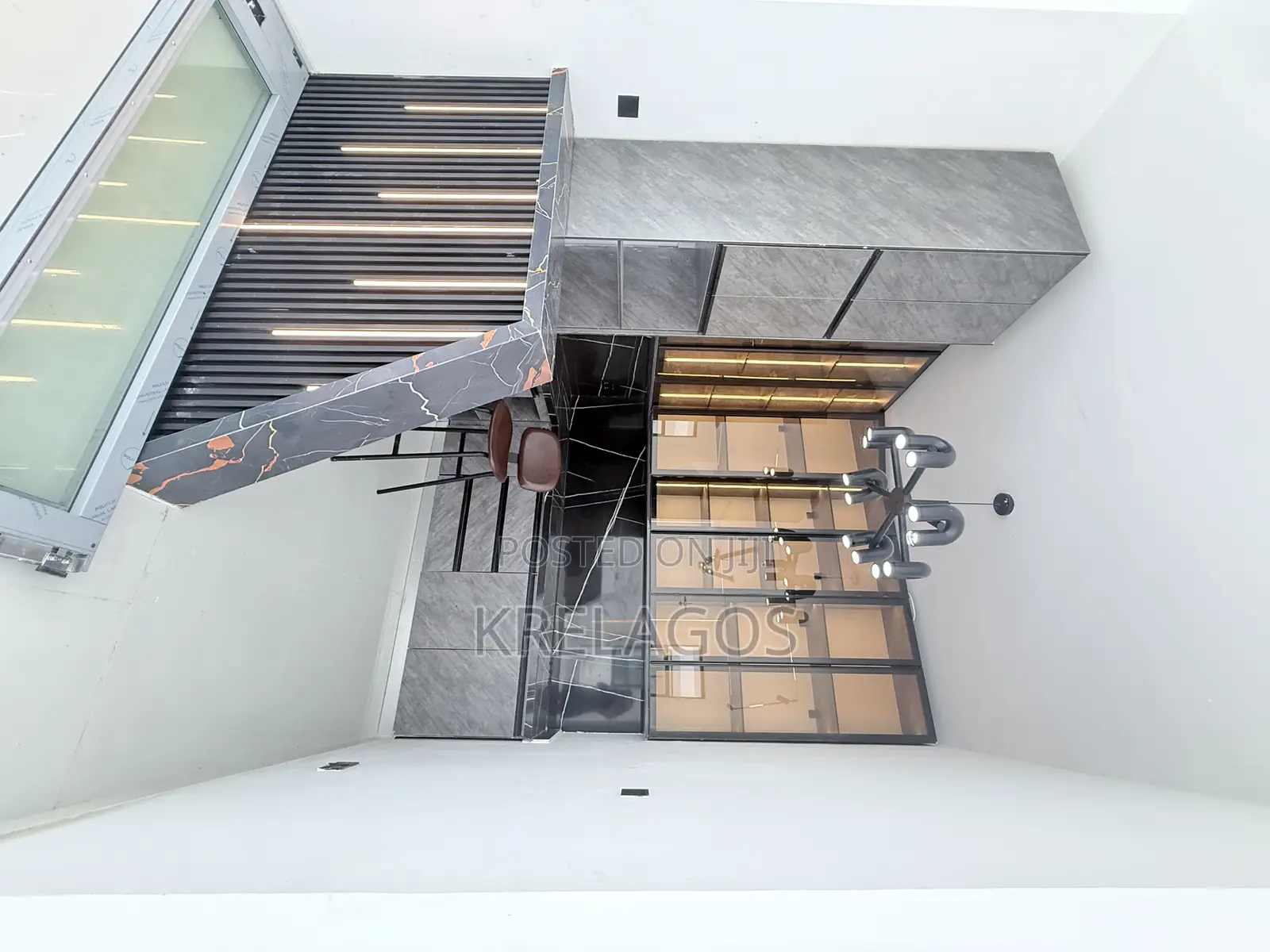 5bdrm Duplex in Osapa london for sale in Osapa london