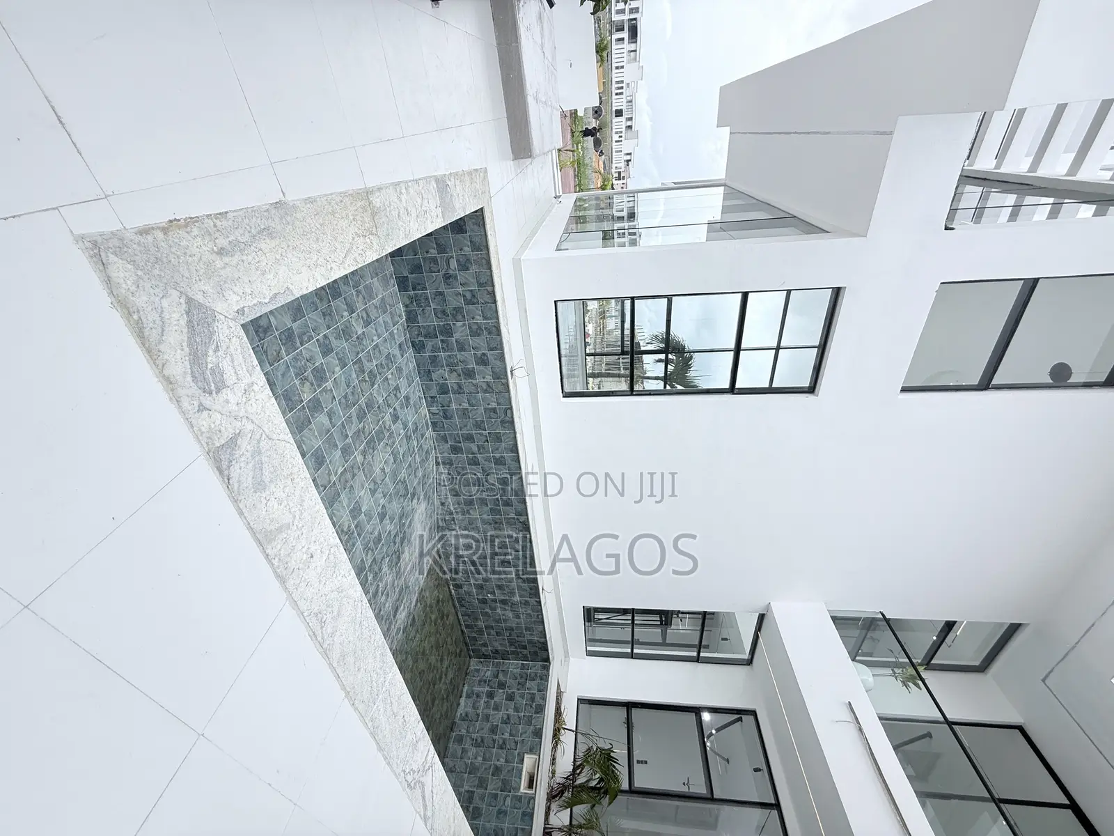 5bdrm Duplex in Osapa london for sale in Osapa london